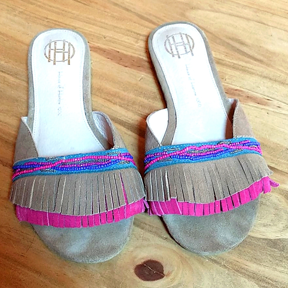 House of Harlow 1960 Fringe Slides